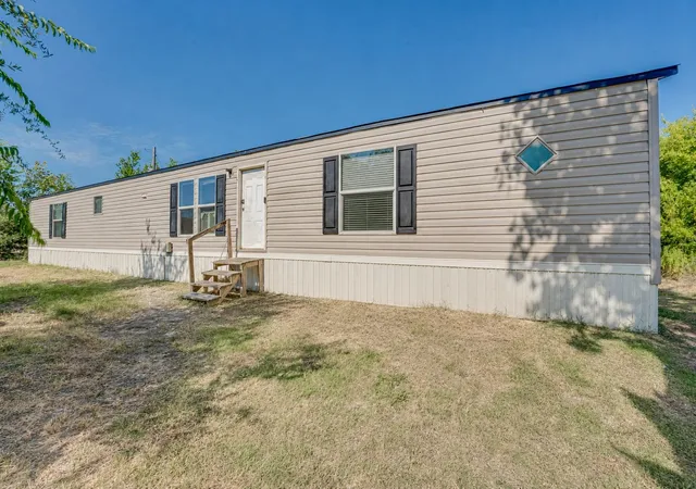 Photo 2 of Land for sale at 1101 Cherokee Dr, Quinlan, TX 75474 | MLS# 21350662 | Listing updated on 2026-09-11