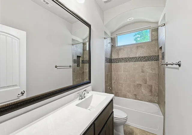 Photo 4 of Sale Pending at 824 Dove Cvs, Argyle, TX 76226 | MLS# 21352765 | Listing updated on 2026-09-29