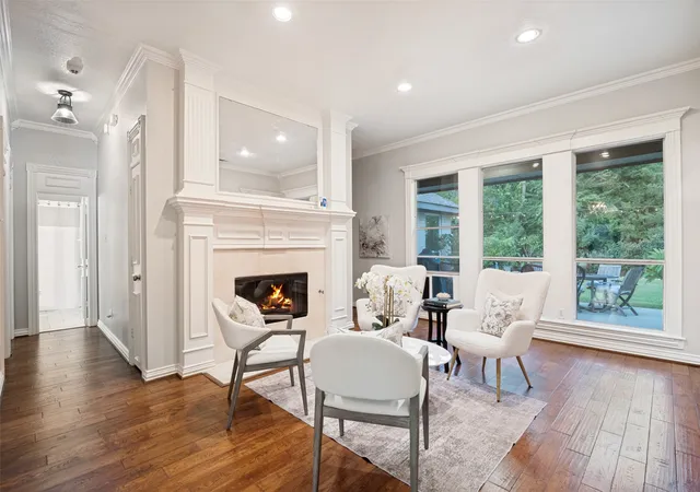 Photo 2 of Single family home for sale at 113 Candlelite Trl, Rockwall, TX 75032 | MLS# 21340389 | Listing updated on 2026-09-19