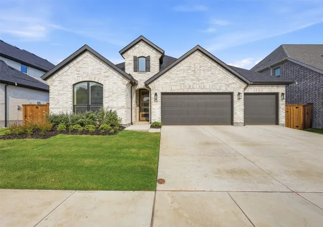 Photo 1 of Single family home for sale at 3320 Lacebark Ln, Celina, TX 75009 | MLS# 21340759 | Listing updated on 2026-09-12