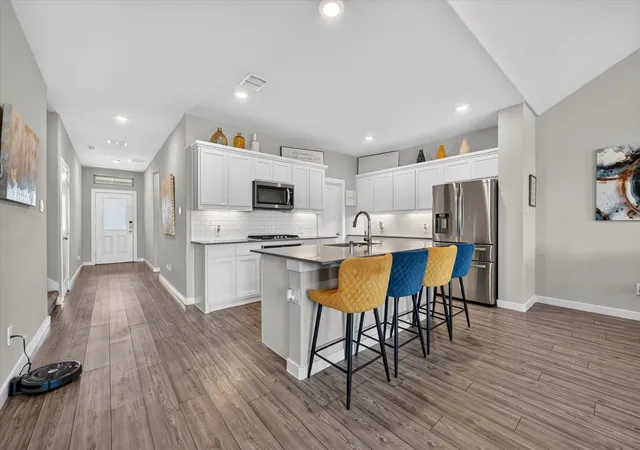 Photo 4 of Single family home for sale at 10541 Big Lagoon Dr, Fort Worth, TX 76179 | MLS# 21352834 | Listing updated on 2026-09-11