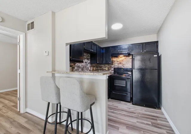 Photo 3 of Condo for sale at 18333 Roehampton Dr #416, Dallas, TX 75252 | MLS# 21352876 | Listing updated on 2026-09-30