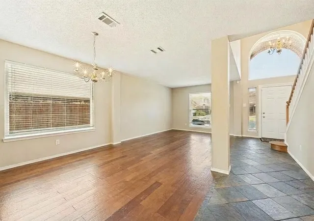 Photo 3 of Single family home for sale at 2902 Yukon Dr, Corinth, TX 76210 | MLS# 21348427 | Listing updated on 2026-09-13