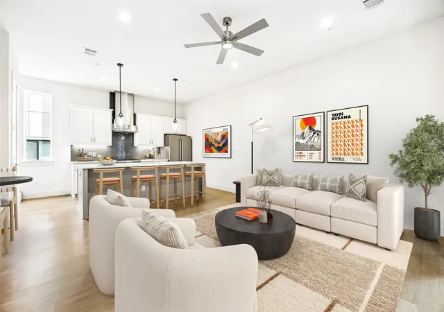 Photo 2 of Sale Pending at 5707 Lindell Ave #202, Dallas, TX 75206 | MLS# 21344670 | Listing updated on 2026-09-11