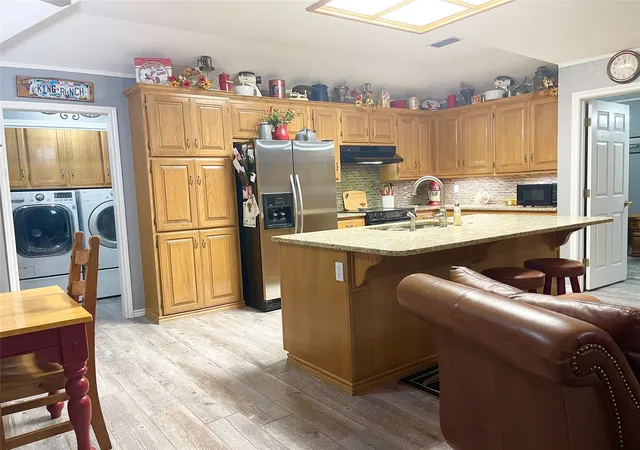Photo 2 of Single family home for sale at 634 Maplewood Dr, Stephenville, TX 76401 | MLS# 21347895 | Listing updated on 2026-09-11