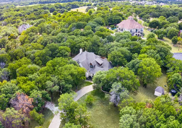 Photo 1 of Single family home for sale at 4404 Aledo Oaks Ct, Fort Worth, TX 76126 | MLS# 21352955 | Listing updated on 2026-09-12