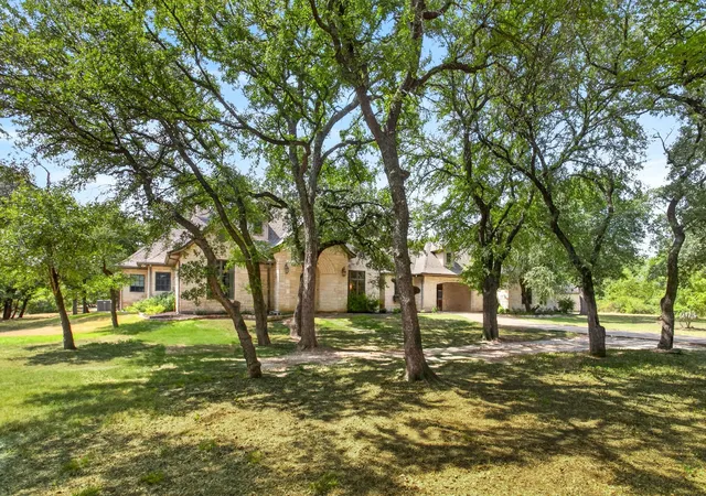 Photo 3 of Single family home for sale at 4404 Aledo Oaks Ct, Fort Worth, TX 76126 | MLS# 21352955 | Listing updated on 2026-09-12