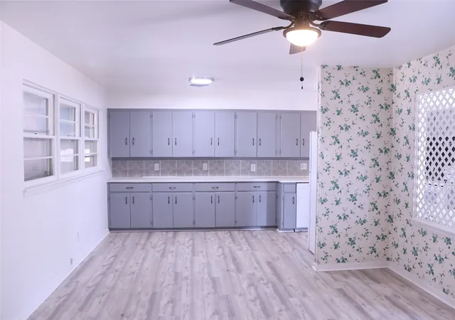 Photo 3 of Single family home for sale at 2705 Sunset St, Denison, TX 75020 | MLS# 21351562 | Listing updated on 2026-09-15