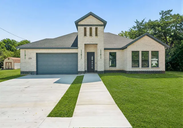 Photo 1 of Single family home for sale at 126 Port O Call Ct, Runaway Bay, TX 76426 | MLS# 21351823 | Listing updated on 2026-09-08