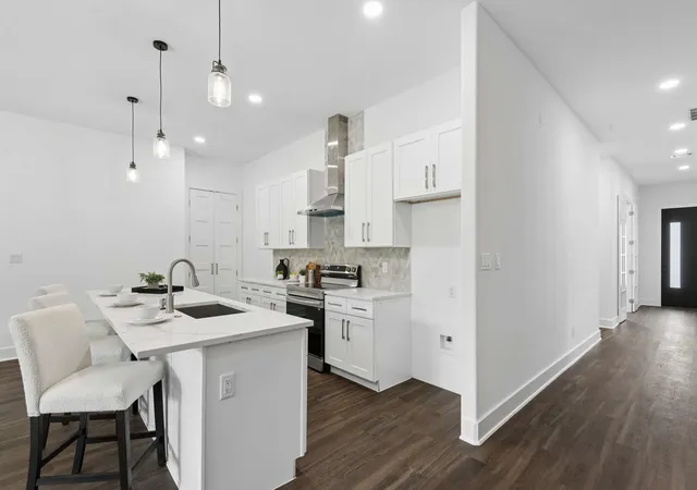 Photo 4 of Single family home for sale at 126 Port O Call Ct, Runaway Bay, TX 76426 | MLS# 21351823 | Listing updated on 2026-09-08