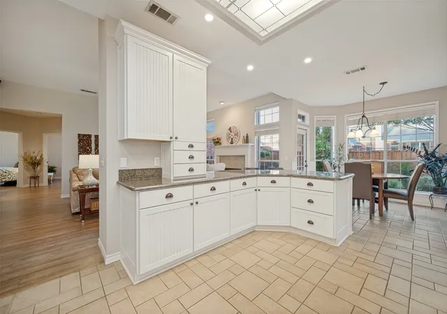 Photo 3 of Single family home for sale at 7208 Sonoma Valley Dr, Frisco, TX 75035 | MLS# 21346344 | Listing updated on 2026-10-05