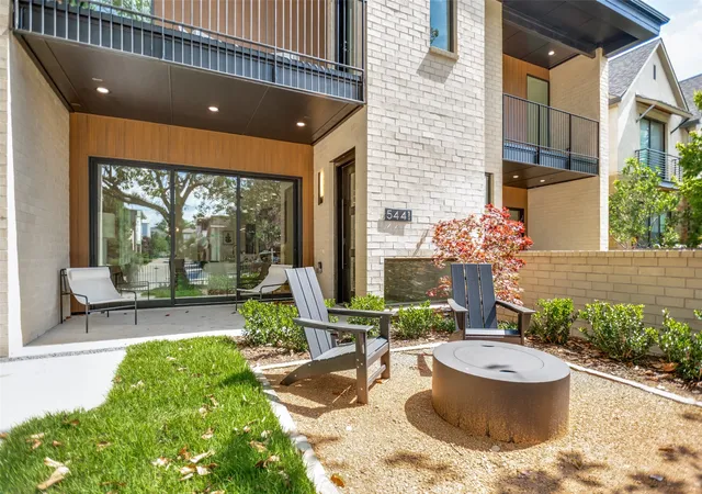 Photo 2 of Single family home for sale at 5443 Ellsworth, Dallas, TX 75206 | MLS# 21352172 | Listing updated on 2026-09-14
