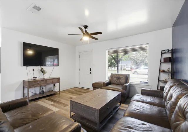 Photo 2 of Single family home for sale at 1010 Denton Dr, Euless, TX 76039 | MLS# 21352912 | Listing updated on 2026-09-26