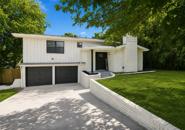 Photo 2 of Single family home for sale at 3616 Bewley St, North Richland Hills, TX 76117 | MLS# 21351654 | Listing updated on 2026-09-13