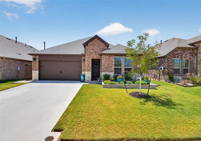 Photo 1 of Single family home for sale at 10228 Fountain Gate St, Aubrey, TX 76227 | MLS# 21352145 | Listing updated on 2026-09-11