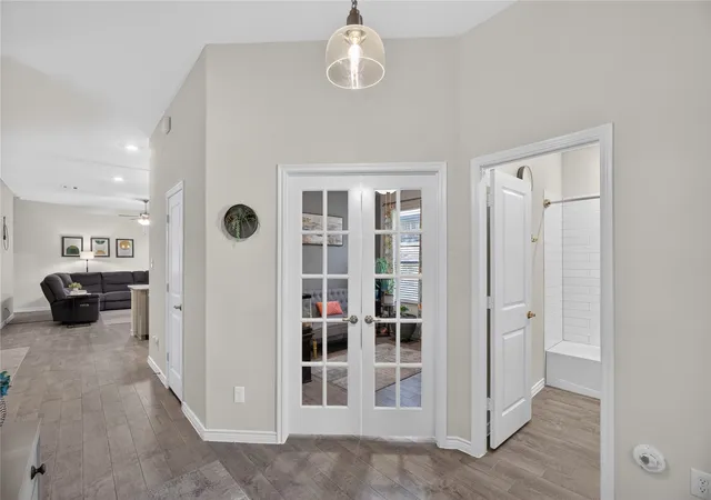 Photo 4 of Single family home for sale at 10228 Fountain Gate St, Aubrey, TX 76227 | MLS# 21352145 | Listing updated on 2026-09-11