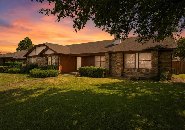 Single family home for sale at 117 Cole St, Garland, TX 75040 | MLS# 21352042