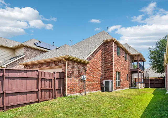 Photo 2 of Single family home for sale at 1809 Downing St, Allen, TX 75013 | MLS# 21352062 | Listing updated on 2026-09-14