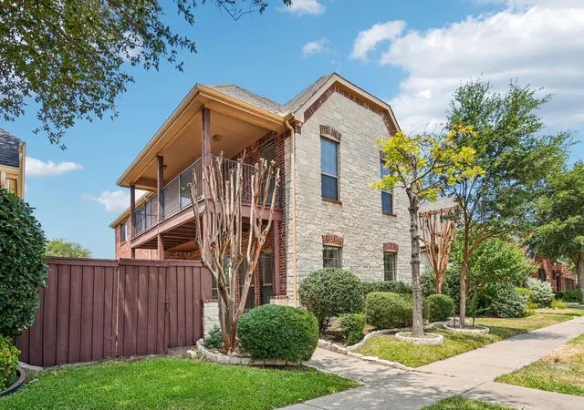 Photo 3 of Single family home for sale at 1809 Downing St, Allen, TX 75013 | MLS# 21352062 | Listing updated on 2026-09-14