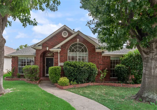 Photo 3 of Sale Pending at 3610 Rodale Wy, Dallas, TX 75287 | MLS# 21353304 | Listing updated on 2026-09-09