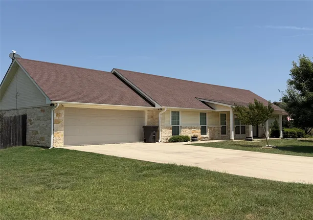 Photo 1 of Sale Pending at 313 E River Oaks Rd, Early, TX 76802 | MLS# 21353310 | Listing updated on 2026-10-04