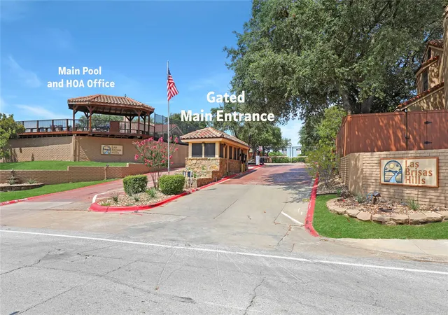 Photo 3 of Condo for sale at 2620 Piedras #3, Irving, TX 75038 | MLS# 21353110 | Listing updated on 2026-09-14