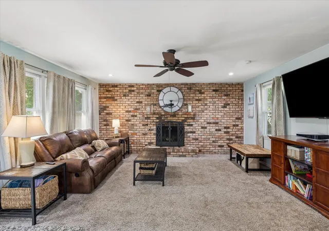 Photo 4 of Single family home for sale at 209 Kirksey St, Waxahachie, TX 75165 | MLS# 21348365 | Listing updated on 2026-10-01