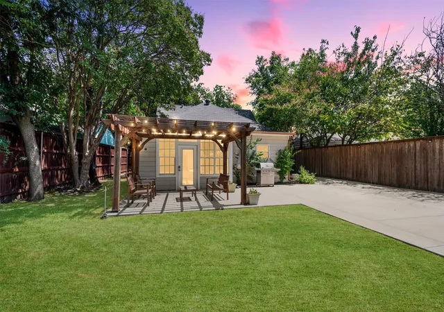 Photo 2 of Single family home for sale at 5223 Denton Dr, Dallas, TX 75235 | MLS# 21353129 | Listing updated on 2026-10-06