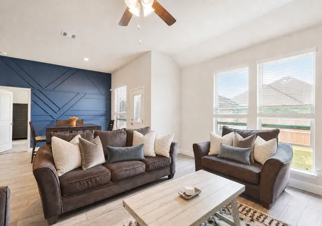 Photo 3 of Sale Pending at 3712 Rolling Meadows Dr, Midlothian, TX 76065 | MLS# 21345502 | Listing updated on 2026-09-08