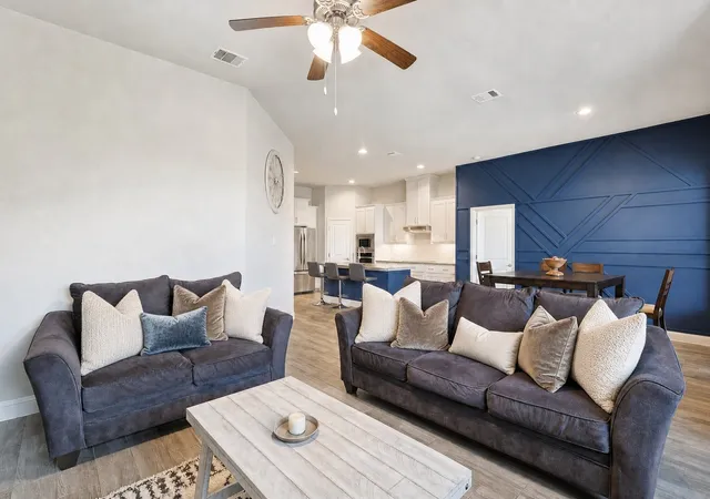 Photo 4 of Sale Pending at 3712 Rolling Meadows Dr, Midlothian, TX 76065 | MLS# 21345502 | Listing updated on 2026-09-08