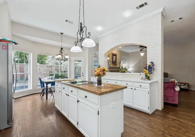 Photo 3 of Sale Pending at 7414 Southwick Dr, Garland, TX 75044 | MLS# 21353496 | Listing updated on 2026-09-10