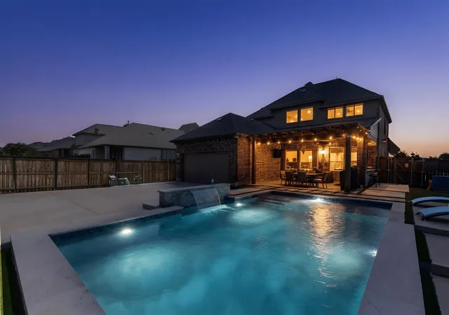 Photo 2 of Single family home for sale at 12110 Curry Creek Dr, Frisco, TX 75035 | MLS# 21353165 | Listing updated on 2026-09-14