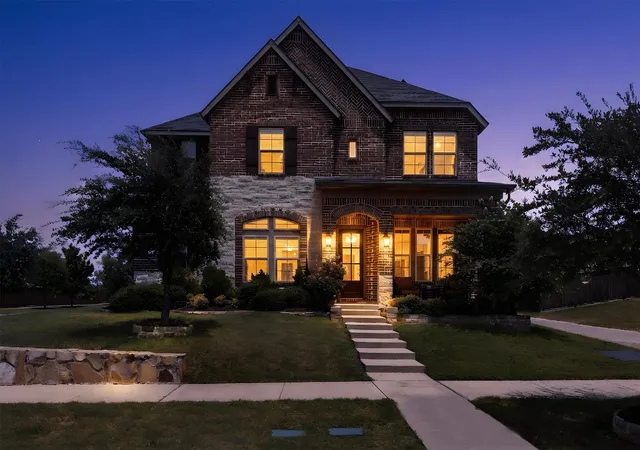 Photo 3 of Single family home for sale at 12110 Curry Creek Dr, Frisco, TX 75035 | MLS# 21353165 | Listing updated on 2026-09-14