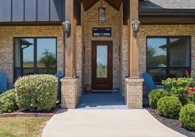 Photo 3 of Sale Pending at 1115 Pioneer Xing, Weatherford, TX 76088 | MLS# 21352143 | Listing updated on 2026-09-11