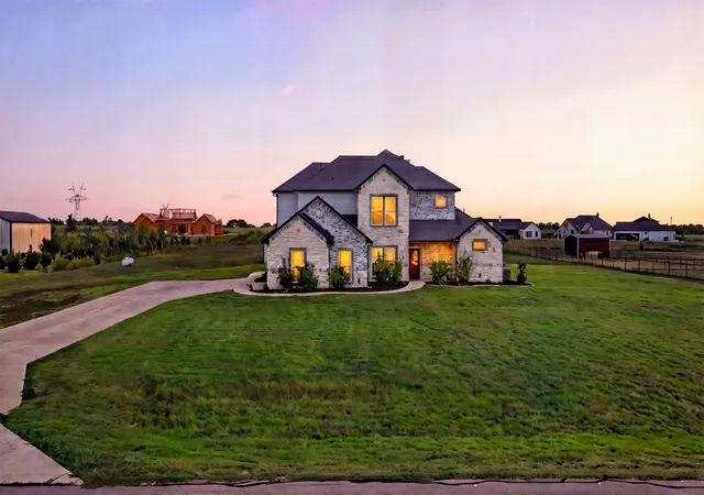 Photo 1 of Single family home for sale at 7271 Michelle Pt, Krum, TX 76249 | MLS# 21348127 | Listing updated on 2026-09-12