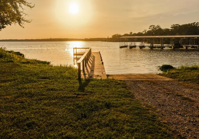 Photo 3 of Land for sale at Tbd Vintage Shore Dr, Quinlan, TX 75474 | MLS# 21345524 | Listing updated on 2026-09-13