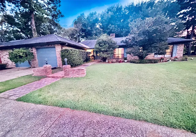 Single family home for sale at 10426 Willoughby Cir, Keithville, LA 71047 | MLS# 21353590