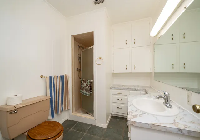 Photo 4 of Single family home for sale at 14372 Us Hwy 79 S, Henderson, TX 75654 | MLS# 21352430 | Listing updated on 2026-09-24