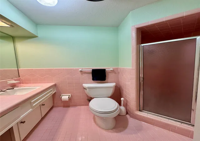 Photo 3 of Single family home for sale at 11319 Lanewood Cir, Dallas, TX 75218 | MLS# 21352584 | Listing updated on 2026-09-11