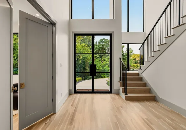 Photo 2 of Single family home for sale at 6984 Santa Barbara Dr, Dallas, TX 75214 | MLS# 21353636 | Listing updated on 2026-09-13