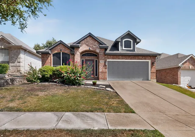 Photo 1 of Single family home for sale at 4917 Tulip Ln, Fort Worth, TX 76137 | MLS# 21352654 | Listing updated on 2026-09-13