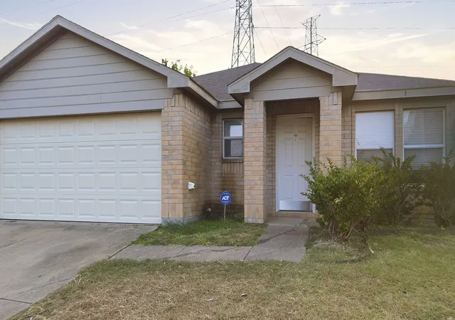 Photo 2 of Single family home for sale at 6213 Balcony Ln, Dallas, TX 75241 | MLS# 21353798 | Listing updated on 2026-09-10