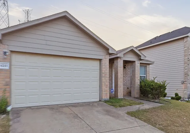 Photo 3 of Single family home for sale at 6213 Balcony Ln, Dallas, TX 75241 | MLS# 21353798 | Listing updated on 2026-09-10
