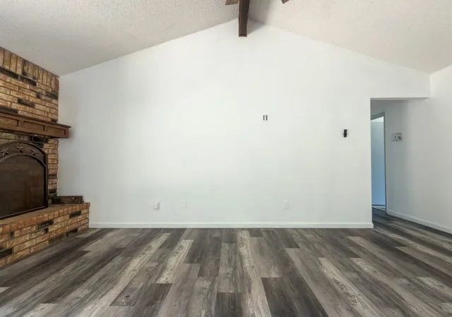 Photo 3 of Single family home for sale at 1516 Nw 1st Ave, Mineral Wells, TX 76067 | MLS# 21353880 | Listing updated on 2026-09-25