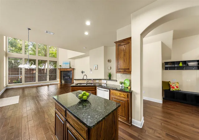Photo 4 of Sale Pending at 1610 Humbolt Dr, Allen, TX 75002 | MLS# 21350320 | Listing updated on 2026-09-30
