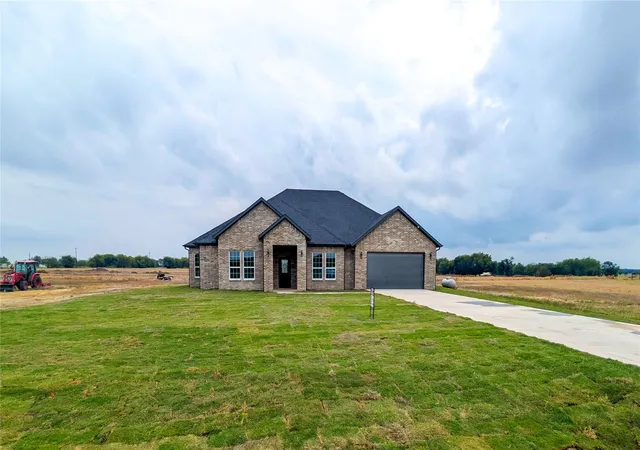 Photo 2 of Single family home for sale at 235 Private Rd #5440, Point, TX 75472 | MLS# 21352457 | Listing updated on 2026-10-06
