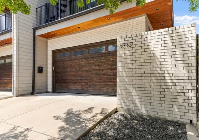 Photo 1 of Sale Pending at 5933 Oram St, Dallas, TX 75206 | MLS# 21351487 | Listing updated on 2026-09-13
