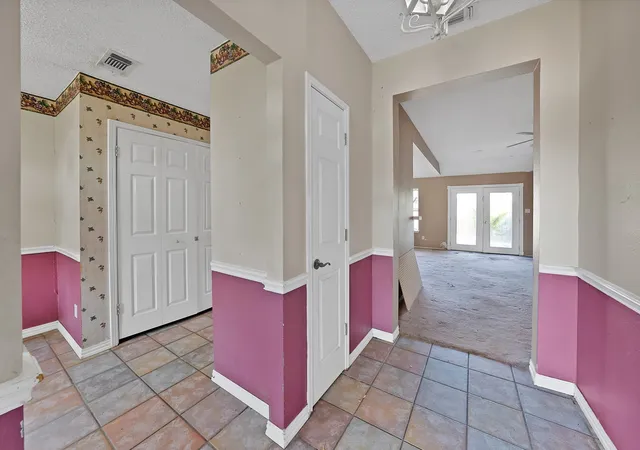 Photo 3 of Sale Pending at 2137 Emerald Oaks, Mesquite, TX 75181 | MLS# 21353051 | Listing updated on 2026-09-15