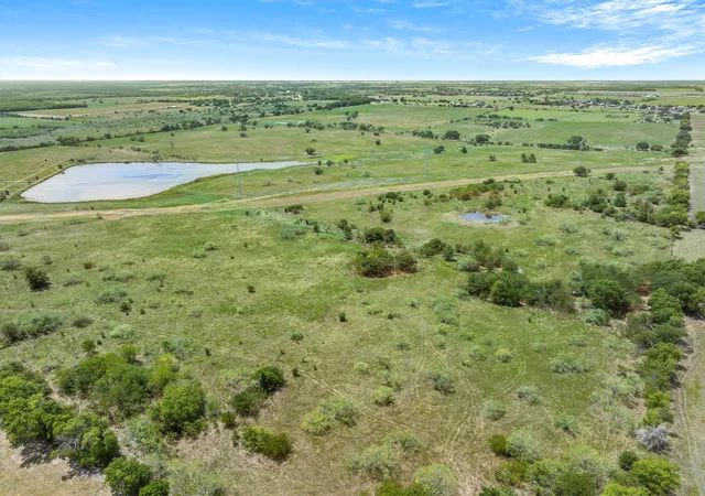 Photo 3 of Sale Pending at 5030 N Fm 148, Crandall, TX 75114 | MLS# 21352269 | Listing updated on 2026-10-06