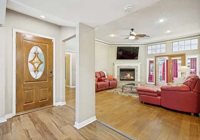 Photo 3 of Single family home for sale at 1925 Highland Park Cir Cir, Denton, TX 76205 | MLS# 21351964 | Listing updated on 2026-09-14